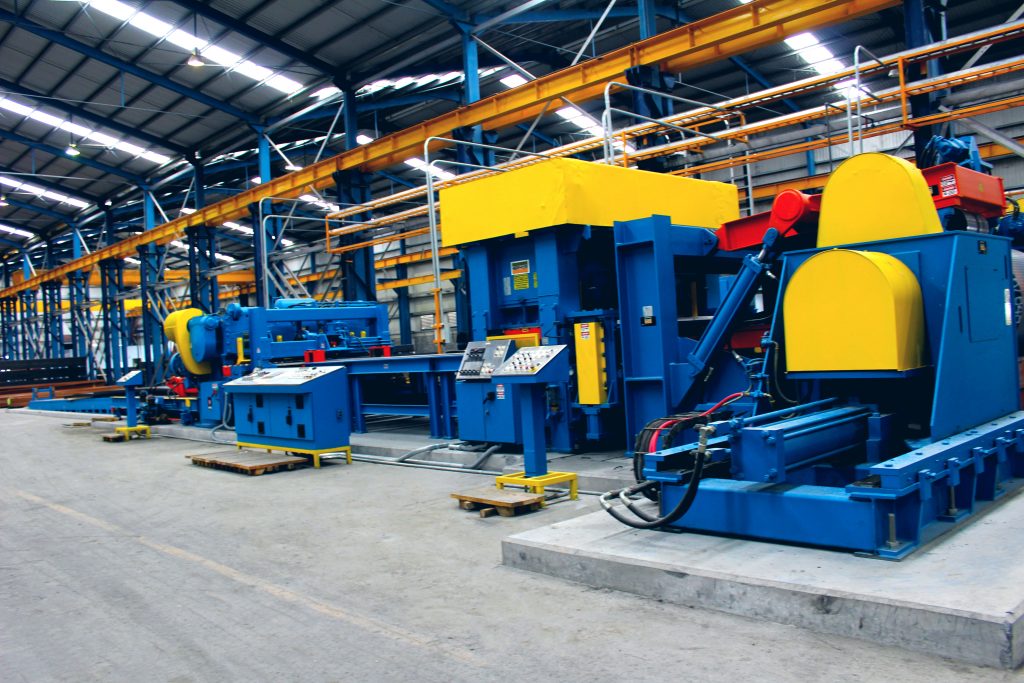 Empresa con gran experiencia en la comercialización de acero
